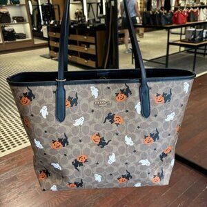 Coach Tote